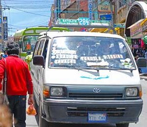 Traffic in La Paz, Bolivia
